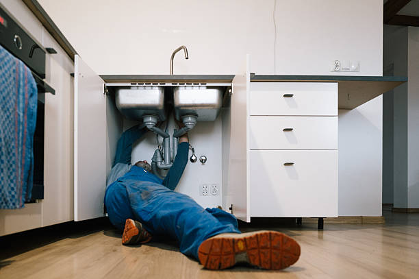 Professional Drain Cleaning technician working in Rembrandt, IA